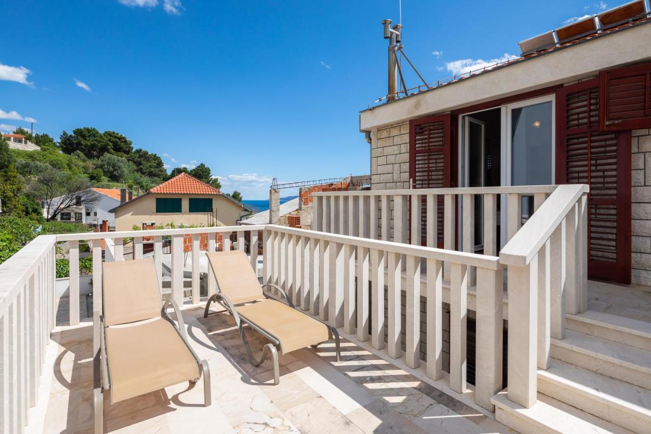 Beachfront Xxl - 2 Apartments Together - Lokva Rogoznica Dış mekan fotoğraf