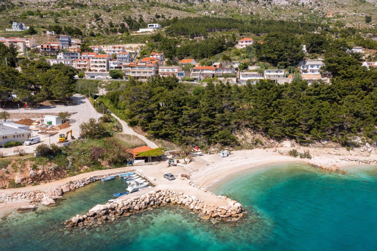 Beachfront Xxl - 2 Apartments Together - Lokva Rogoznica Dış mekan fotoğraf