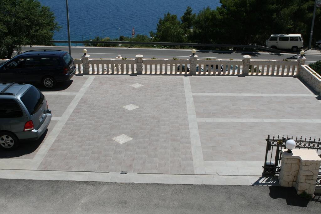 Beachfront Xxl - 2 Apartments Together - Lokva Rogoznica Dış mekan fotoğraf